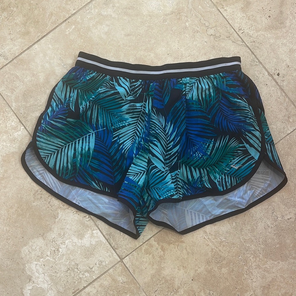 Everlast athletic shorts medium